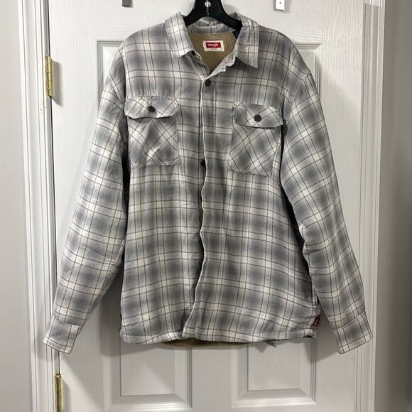 Wrangler Men's Heavyweight Sherpa Lined Flannel Shirt Jacket size Large - Picture 1 of 3